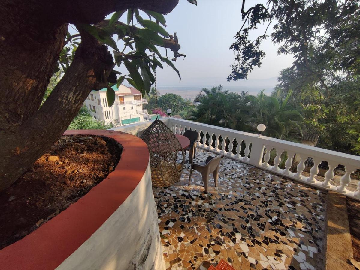 Whitehouse Homestay By Oxystays Hospitality Алібаґ Екстер'єр фото