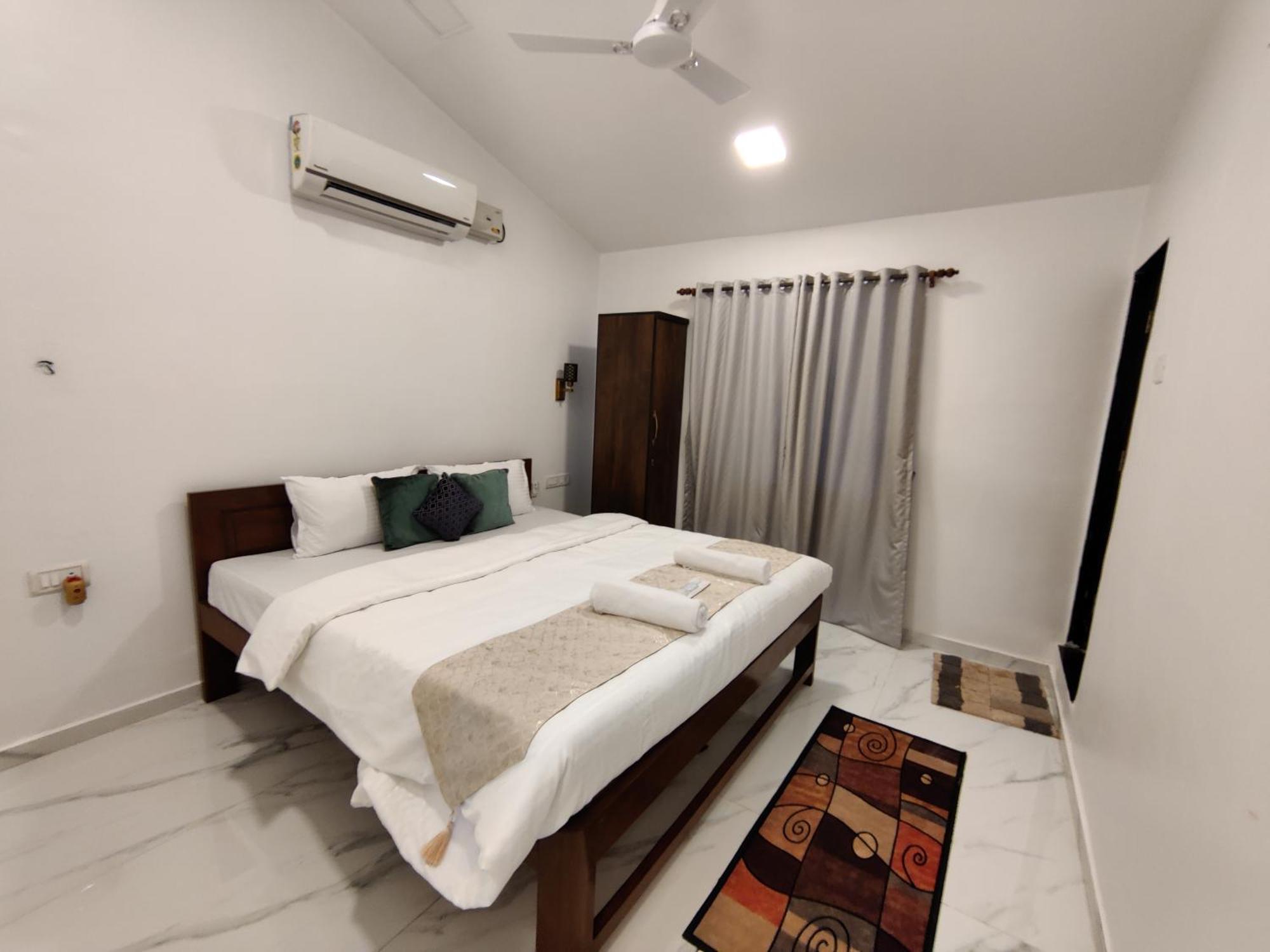 Whitehouse Homestay By Oxystays Hospitality Алібаґ Екстер'єр фото