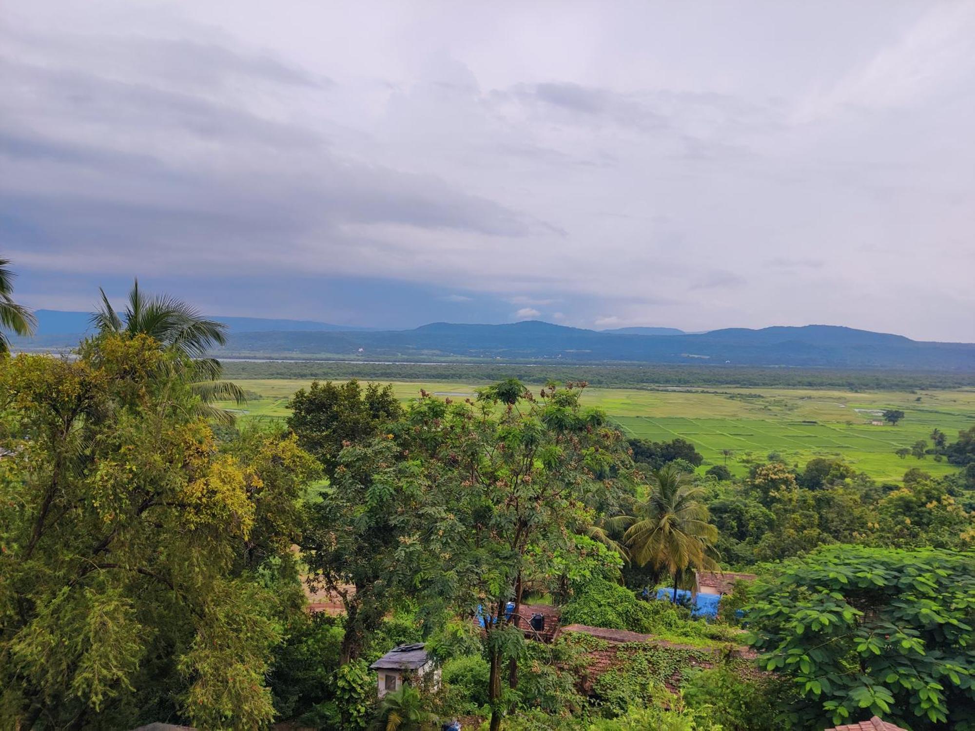 Whitehouse Homestay By Oxystays Hospitality Алібаґ Екстер'єр фото